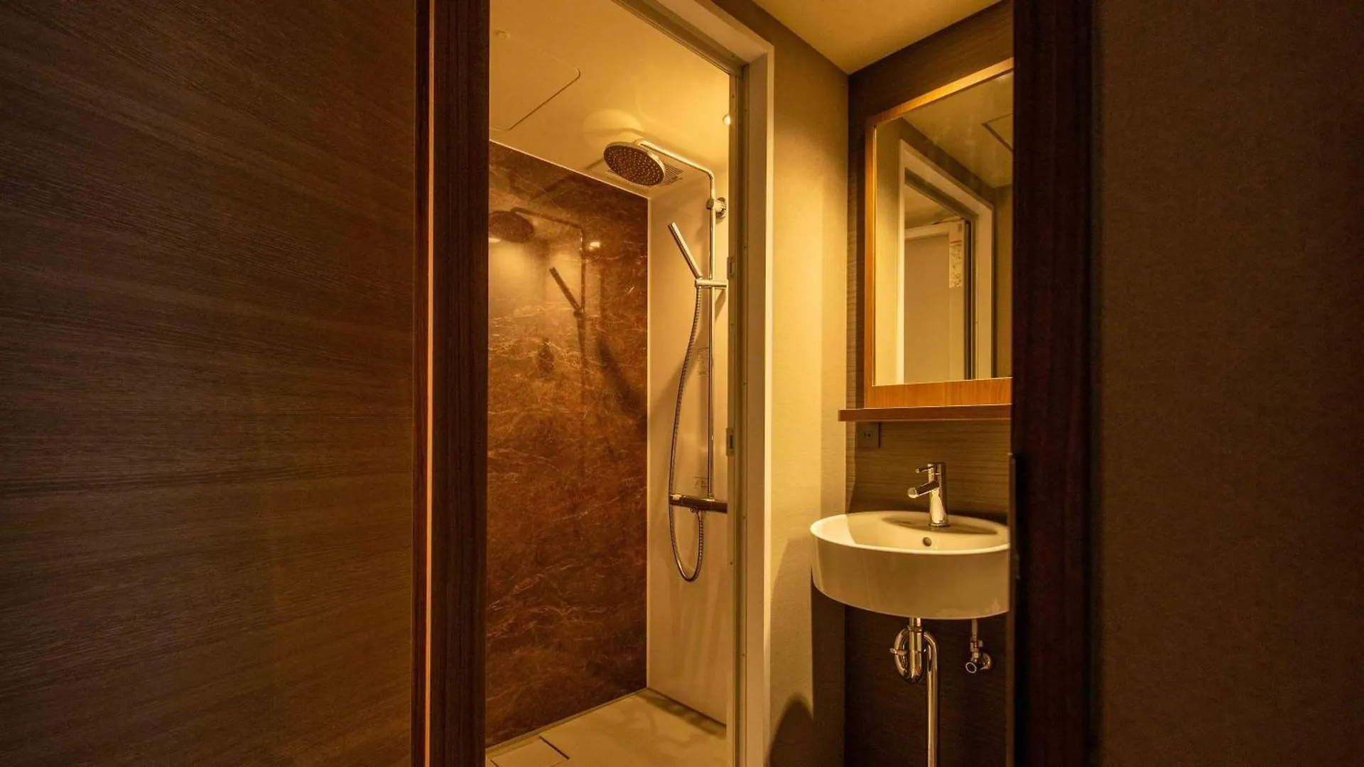 New Osaka Hotel