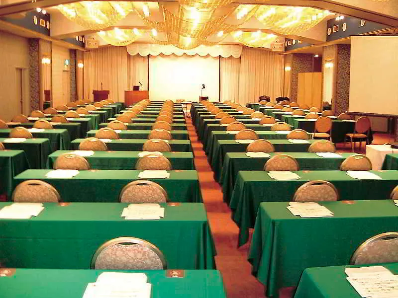 New Osaka Hotel
